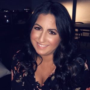 Meet your Posher, Stephani